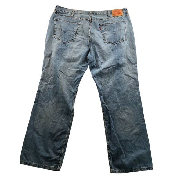 Levis Mens Jeans Size 46x34 Straight Leg 559 Relaxed Blue Denim Casual Classic - Picture 2 of 16